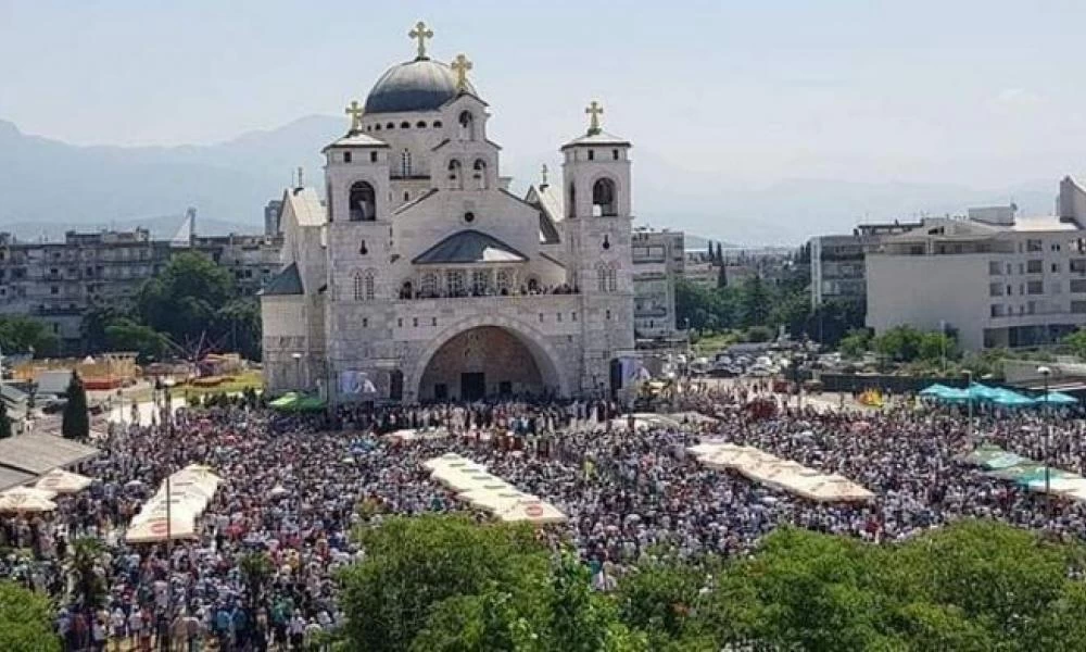 Τι κρύβεται πίσω από τις συλλήψεις κληρικών στο Μαυροβούνιο